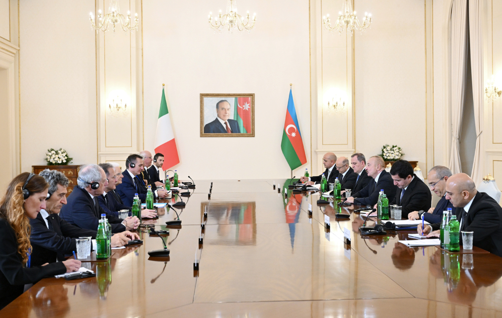 Azərbaycan Prezidenti İlham Əliyevin İtaliya Prezidenti Sercio Mattarella ilə geniş tərkibdə görüşü olub