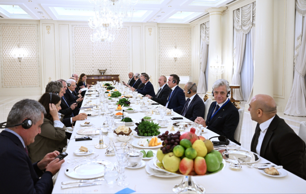 Un banquet officiel offert en l’honneur du président italien à Bakou
