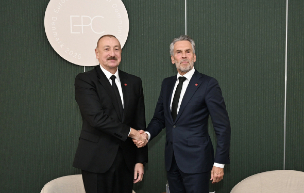 Azərbaycan Prezidenti İlham Əliyev Kopenhagendə Niderlandın Baş naziri ilə görüşüb