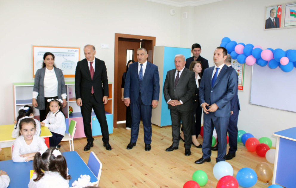 Göytəpə şəhərində Heydər Əliyev Fondu tərəfindən inşa olunan məktəb binası istifadəyə verilib