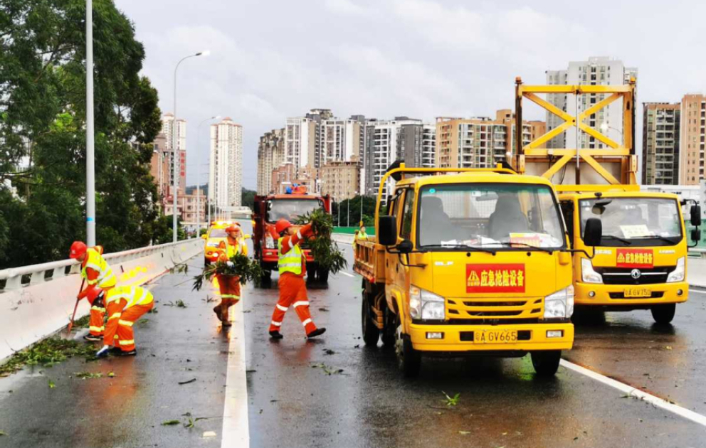 Çində “Matmo” qasırğası ilə əlaqədar 375 min nəfər təxliyə edilib
