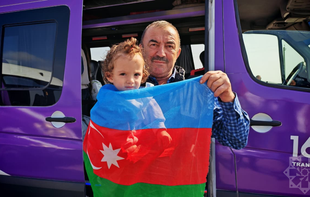 Ağdərənin Vəngli kəndinə daha 28 ailə yola salınıb