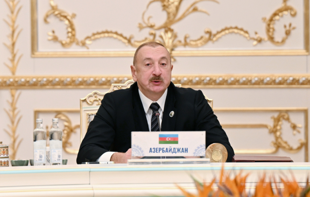 Duschanbe: Präsident Ilham Aliyev hält Rede beim Treffen des Rates der GUS- Staatschefs im engen Kreis