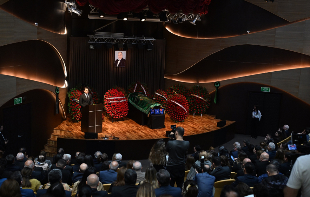 Xalq artisti Ramiz Quliyev son mənzilə yola salınıb