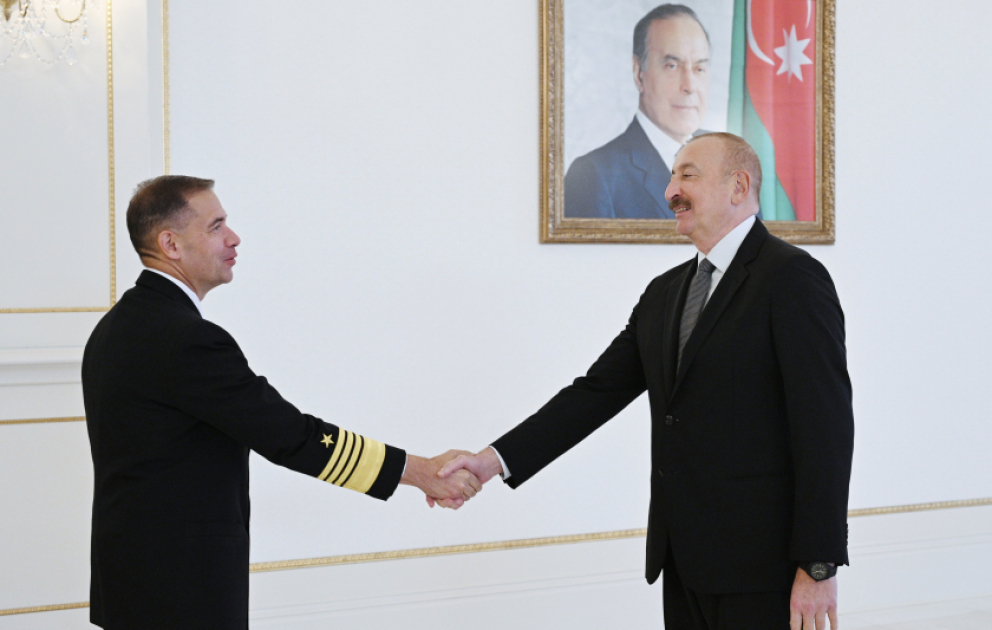 President Ilham Aliyev received Commander of the US Central Command
