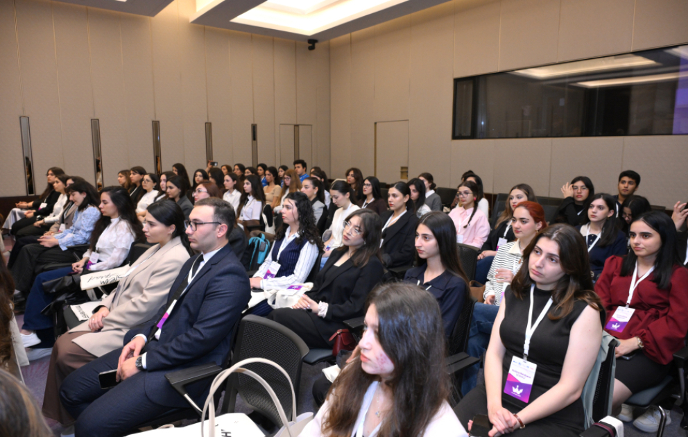 “InnovateHER: Fuelling Women’s Success in STEM” layihəsinin açılış mərasimi keçirilib