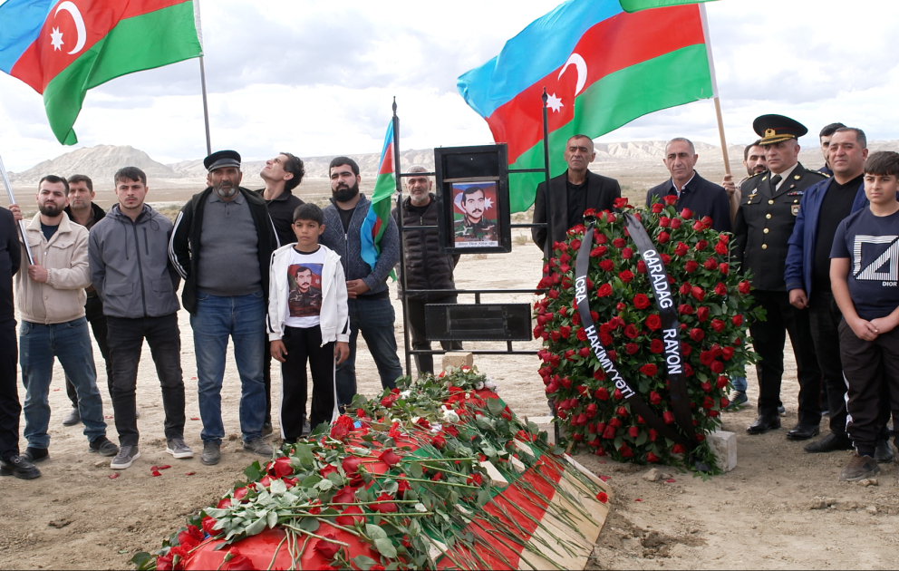 İtkin şəhid Fikrət Əzizov Qaradağ rayonunda dəfn edilib