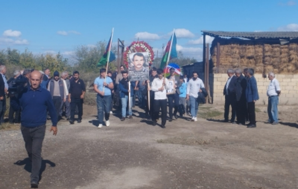 İtkin şəhid Teymur Allahverdiyev Neftçalada dəfn edilib