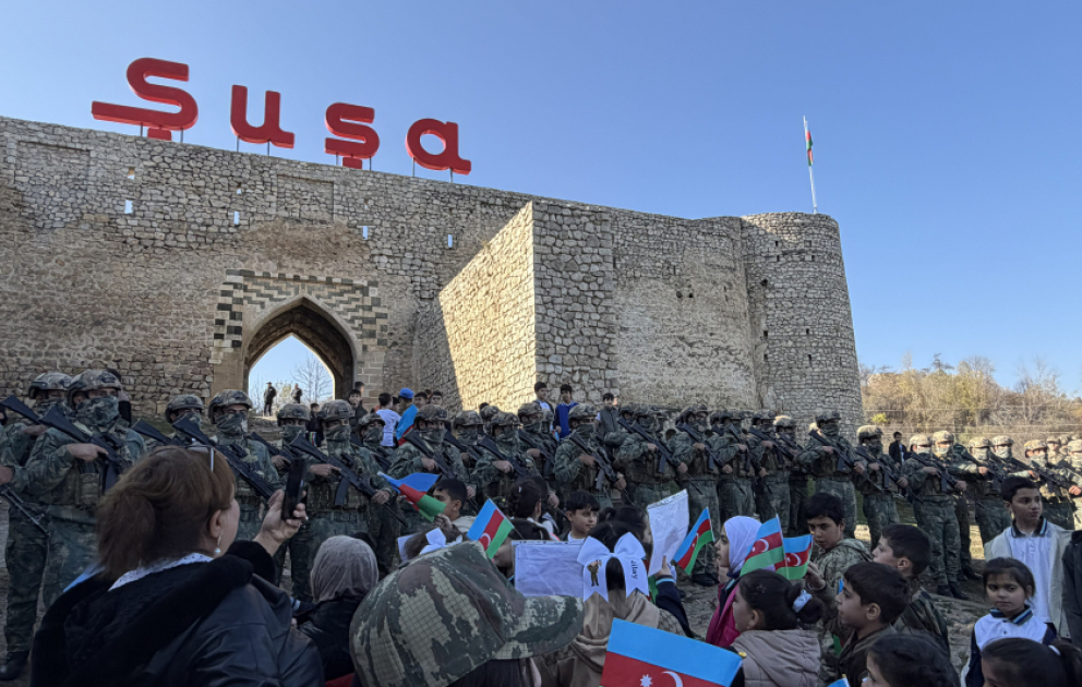 Şuşada Zəfər Günü ilə əlaqədar hərbi yürüş keçirilib