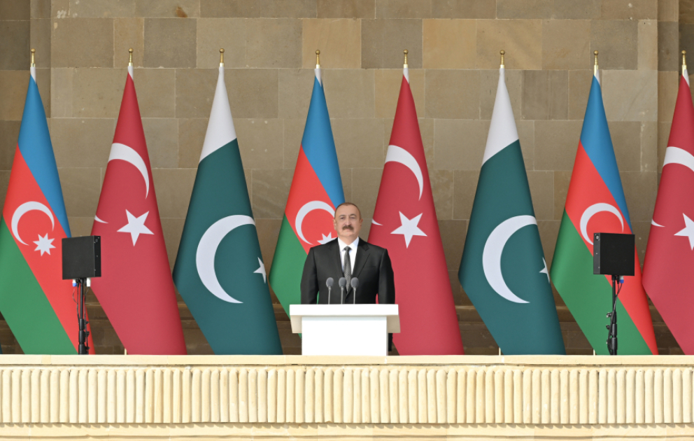 Azərbaycan Prezidenti: Bu gün hərbi paradda Türkiyə hərbçilərinin iştirakı bizim birliyimizin növbəti təzahürüdür