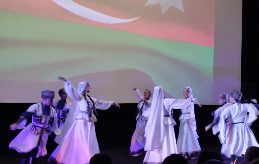 Paris: Zəfər Günü - Qürur, yaddaş və “Qələbə Ritmləri”