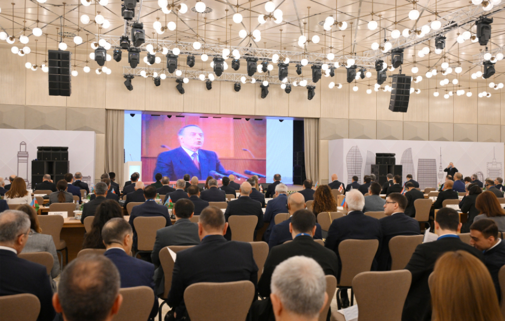 Bakıda “Konstitusiya və qanunun aliliyi müasir hüquq sistemlərində” mövzusunda beynəlxalq konfrans keçirilib