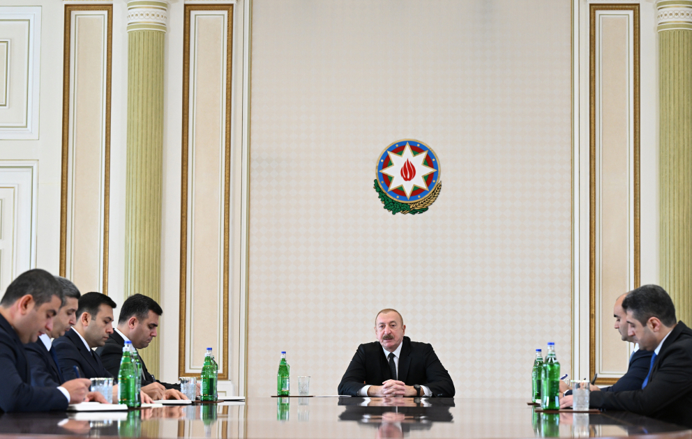President Ilham Aliyev received newly appointed Presidential Representative in Nakhchivan and heads of several district executive authorities