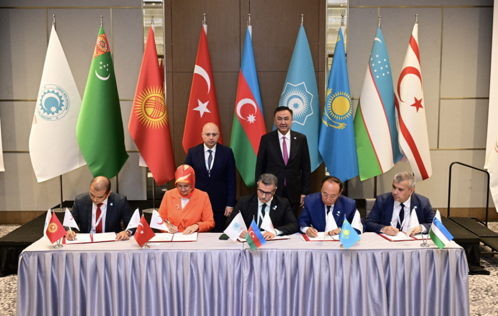 Bakıda Türk Qızıl Aypara Şəbəkəsi Bəyannaməsi imzalanıb