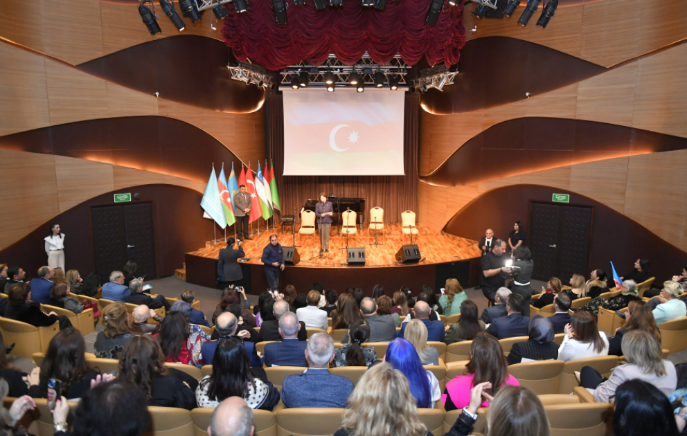 Türk Mədəniyyəti və İrsi Fondunun təşkilatçılığı ilə tədbir və “Kölgəsiz dünya” sənədli filminin təqdimatı keçirilib