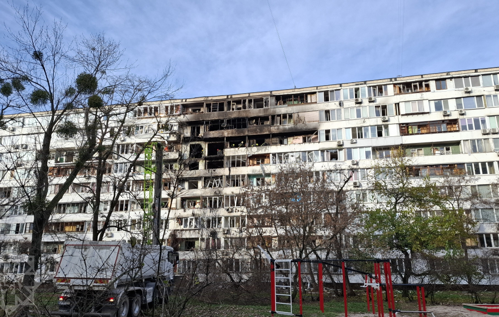В результате авиаудара по Киеву разрушены жилые дома - РЕПОРТАЖ АЗЕРТАДЖ с места событий