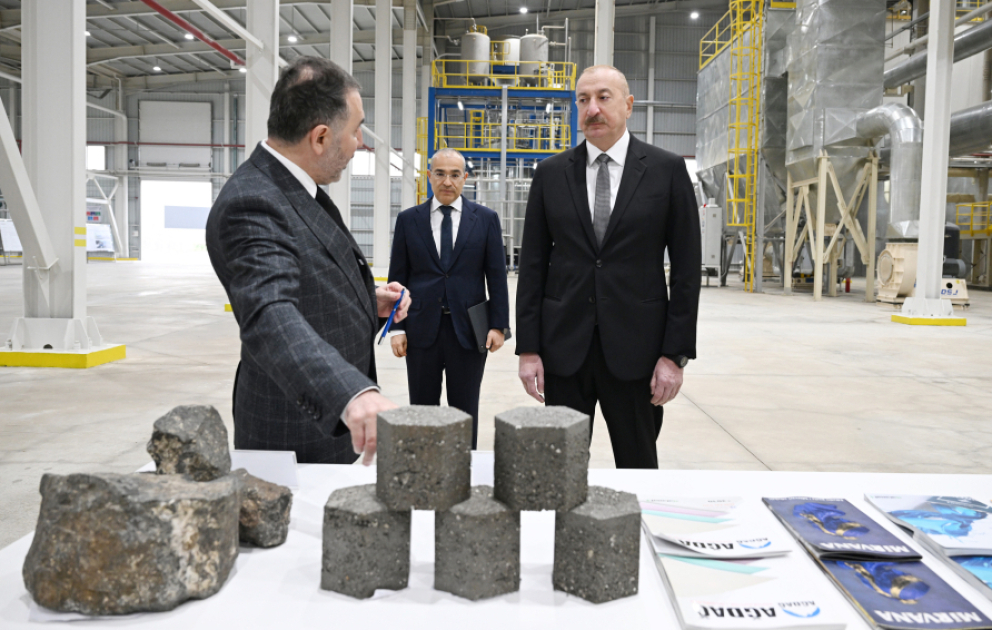 Prezident İlham Əliyev “AZWOOL” mineral daş yunu zavodunun açılışında iştirak edib