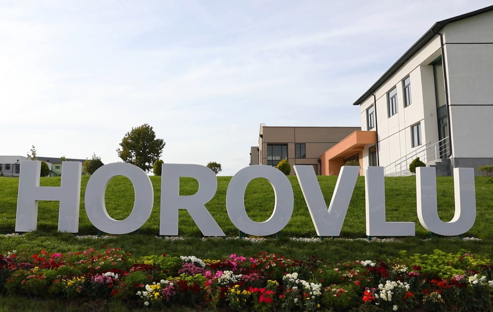 Horovlu kəndində daha 38 ailəyə evlərinin açarları təqdim olunub