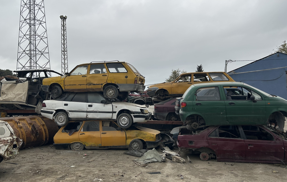 Azərbaycanda utilizasiya prosesi sürətlənir: 1957-ci ilin “Pobeda”sından ağır texnikaya qədər – REPORTAJ