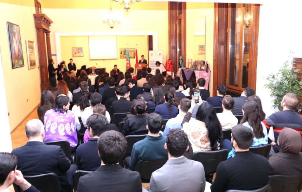 Azərbaycan diasporu yeni inkişaf mərhələsində - Macarıstanda yaşayan soydaşlarımızla görüş keçirilib