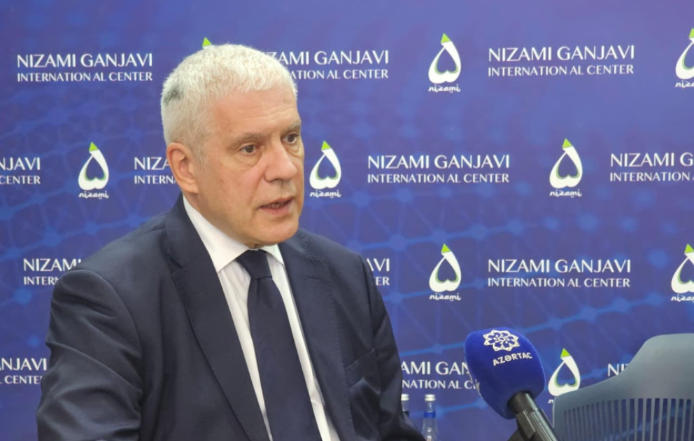 Boris Tadiç: Azərbaycan qarşılaşdığı çətinlikləri uğurla aradan qaldırır
