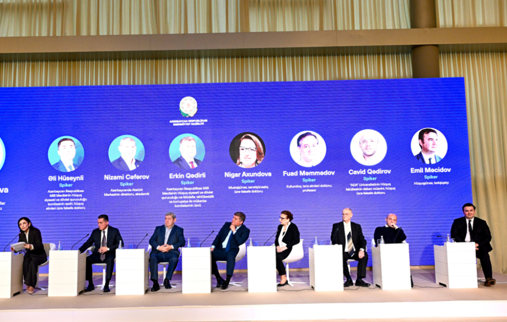 Panel sessiya: Mədəniyyət və Hüquq