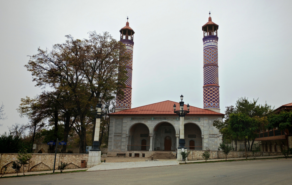 The pearl of Garabagh architecture – Yukhari Govhar Agha Mosque