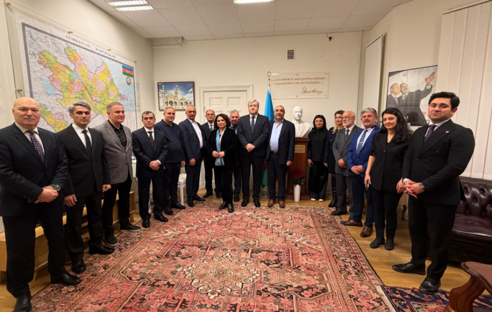 İsveçdə Ümummilli Lider Heydər Əliyevin xatirəsi anılıb