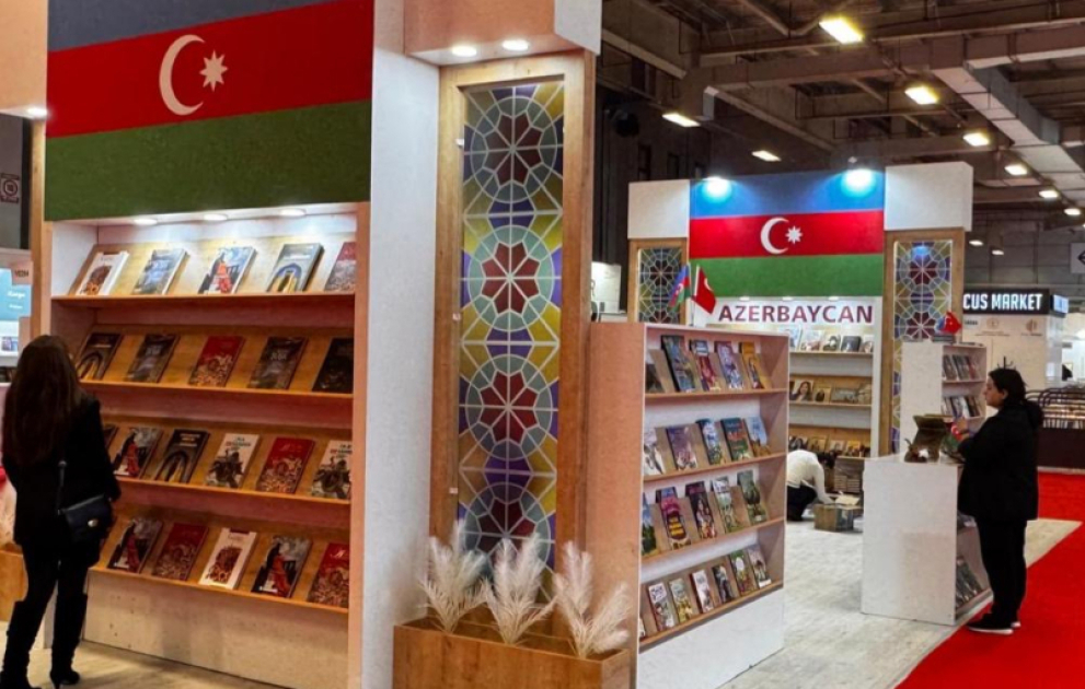 İstanbul Beynəlxalq Kitab Sərgisində Ümummilli Lider Heydər Əliyevə həsr olunan kitab sərgisi açılıb