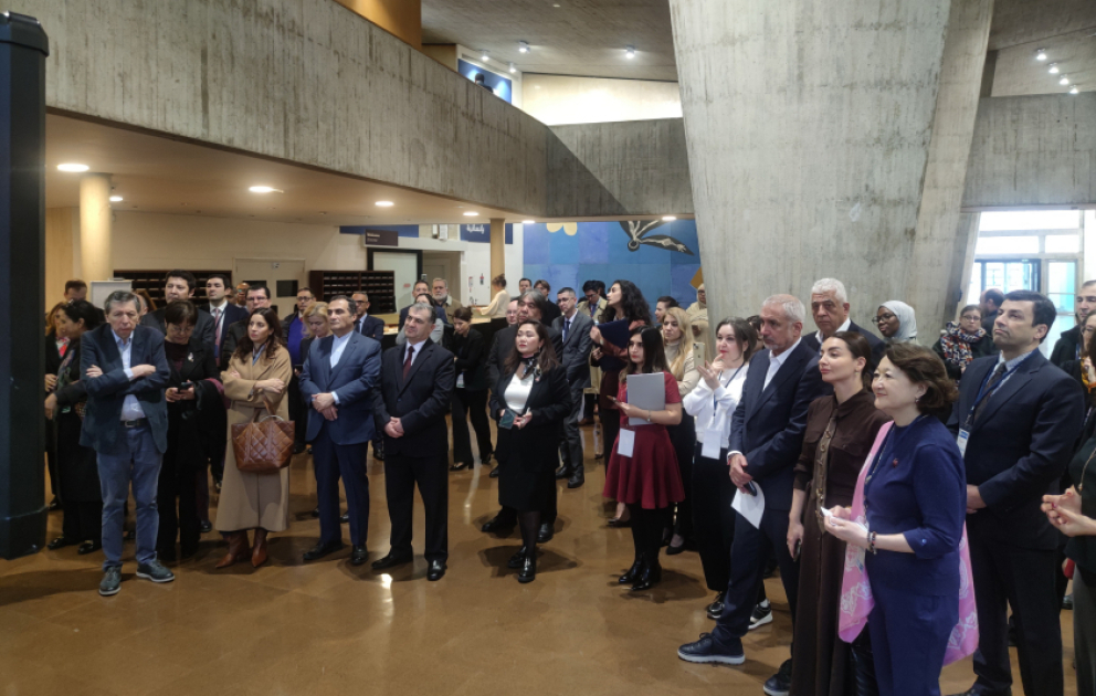 Le siège de l'UNESCO abrite une exposition consacrée au 900e anniversaire de la naissance de l'architecte Adjami Nakhtchivani