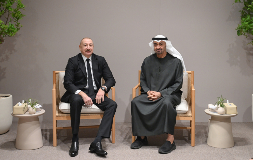 Le président azerbaïdjanais rencontre son homologue émirien et prend part à quelques événements à Abou Dhabi