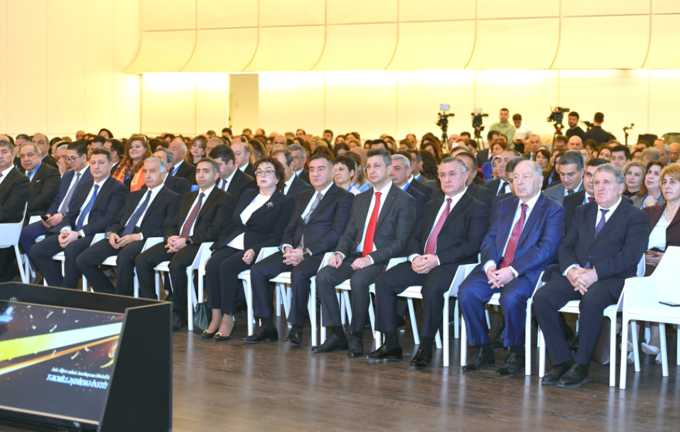 Həkimləri Təkmilləşdirmə İnstitutunun 90 illik yubileyinə həsr olunmuş beynəlxalq elmi-praktik konqres işə başlayıb