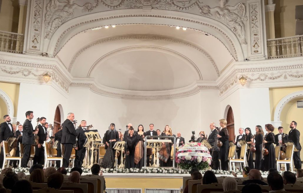 Filarmoniyada Xalq şairi Fikrət Qocanın 90 illiyinə həsr edilən konsert olub