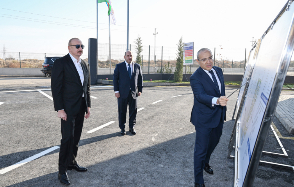 Le président de la République participe à l’inauguration d’une usine de fabrication de poteaux électriques métalliques