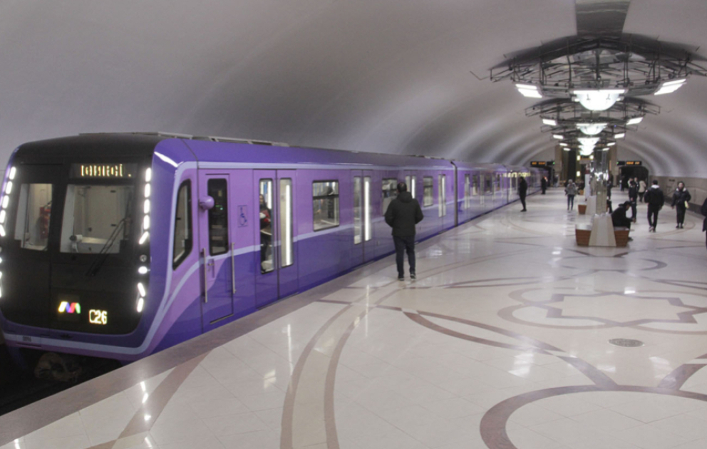 Bakı metrosunun Bənövşəyi xəttində 5 vaqonlu qatarlara keçilir