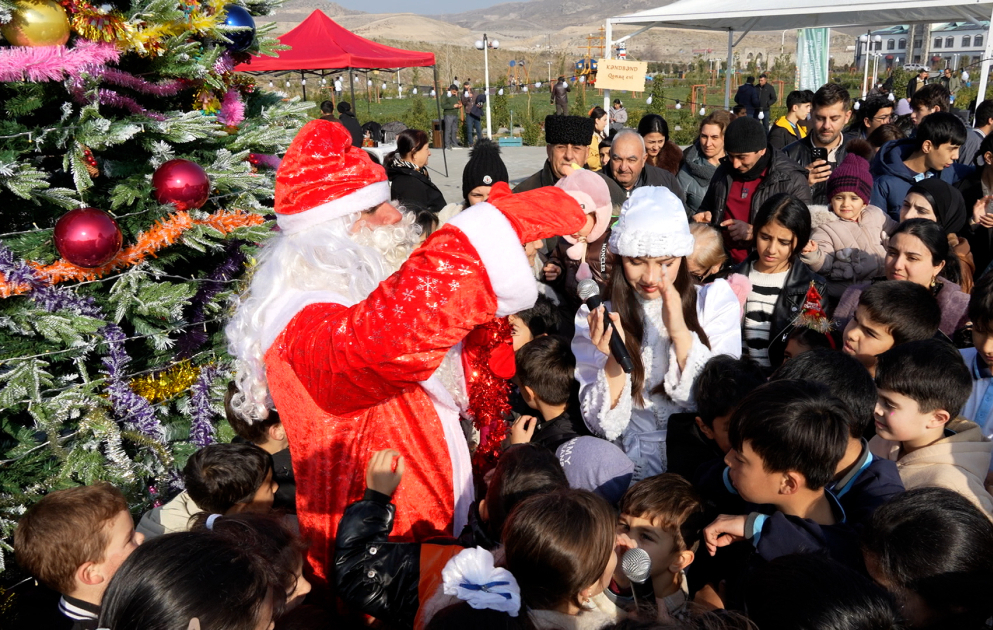 Cəbrayıl və Zəngilan rayonlarında ilk dəfə Yeni il Qış yarmarkası keçirilib