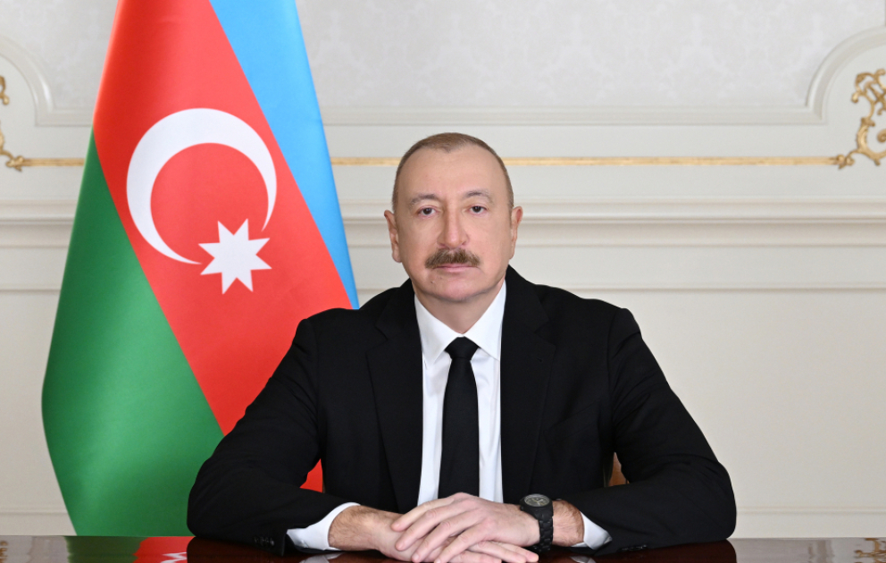 Azərbaycan Respublikasının Prezidenti İlham Əliyevin Dünya Azərbaycanlılarının Həmrəyliyi Günü və Yeni il münasibətilə müraciəti