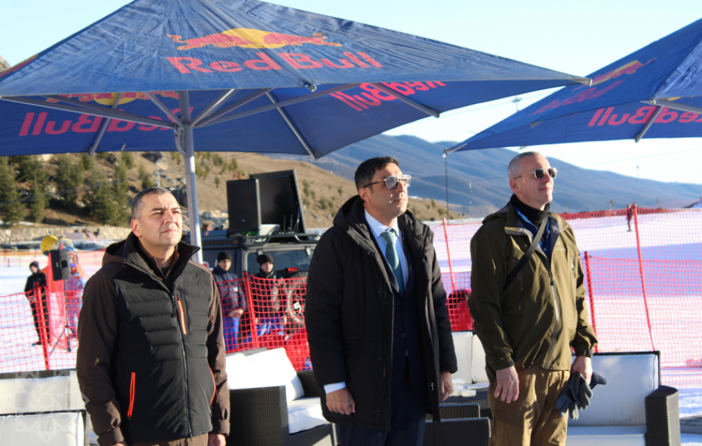 Azerbaijan hosts first-ever international alpine skiing tournament