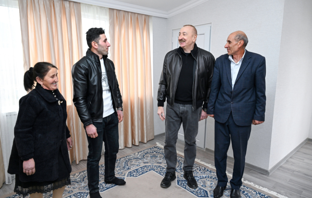 Prezident İlham Əliyev Ağdərə rayonunun Çıldıran kəndində görülmüş işlərlə tanış olub