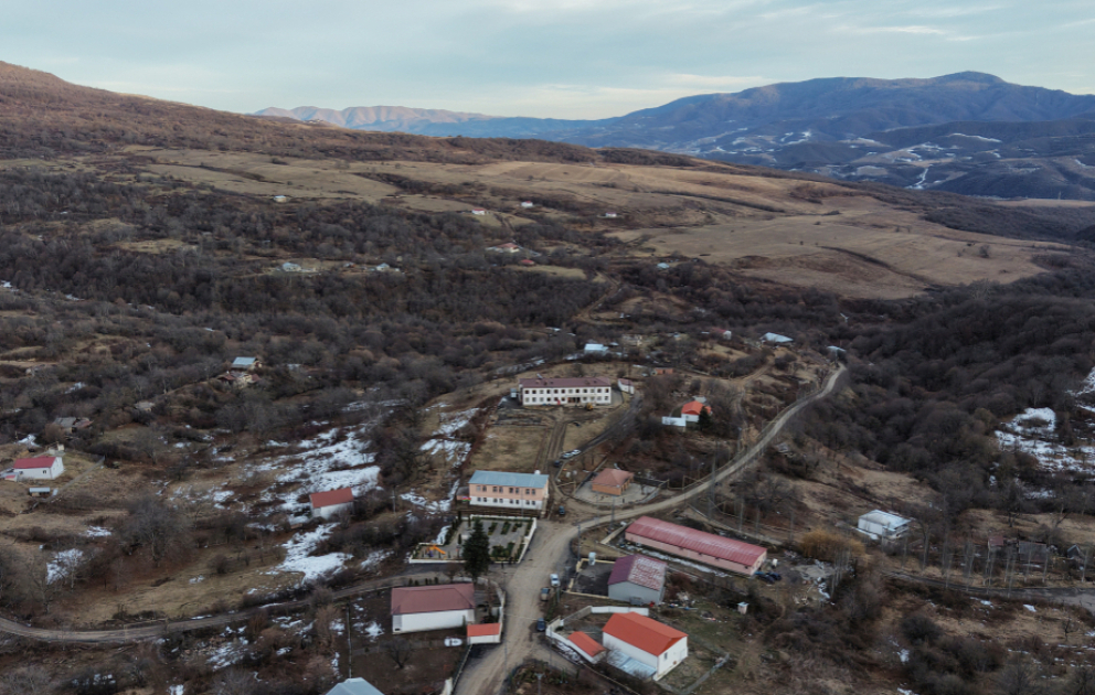 Çapar kəndində yeni həyat: Evlər və infrastruktur bərpa olunur