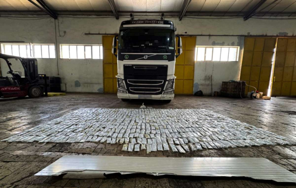 Culfa gömrüyündə xüsusi üsulla gizlədilmiş 39 kiloqramdan artıq heroin aşkar edilib