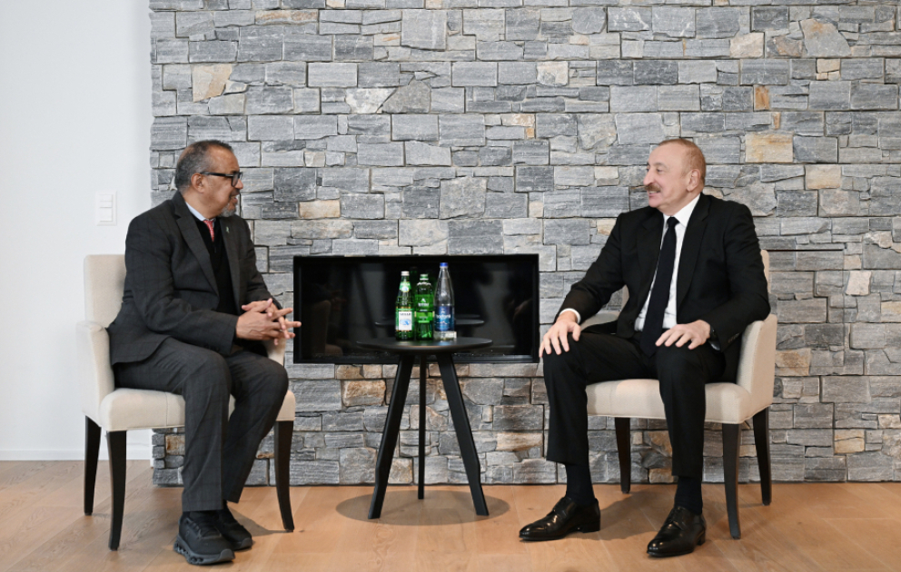 Rencontre du président azerbaïdjanais avec le Directeur général de l’OMS à Davos