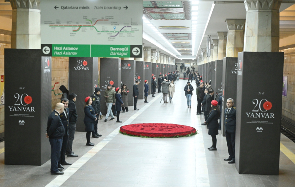 В бакинском метрополитене почтена память шехидов 20 Января