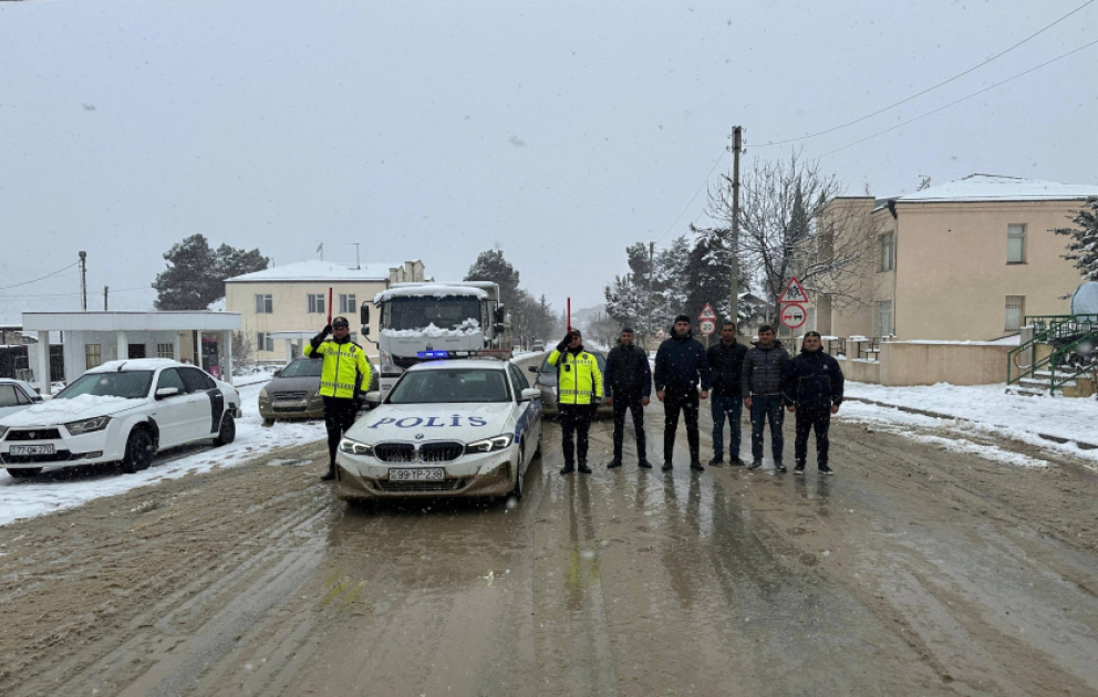 Xankəndi, Ağdərə və Xocalıda sükut dəqiqəsi – 20 Yanvar şəhidlərinin xatirəsi anıldı