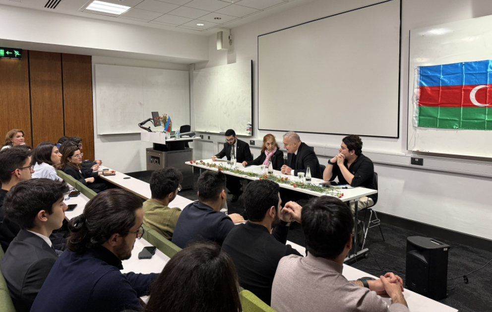 Londonda 20 Yanvar şəhidlərinin xatirəsi anılıb
