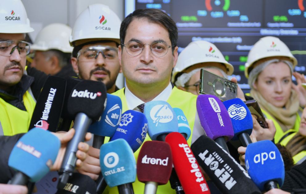 Emil Alxaslı: “SOCAR Karbamid”də hər ton məhsul üçün istifadə olunan yanacaq 24 faizdən çox azaldılıb