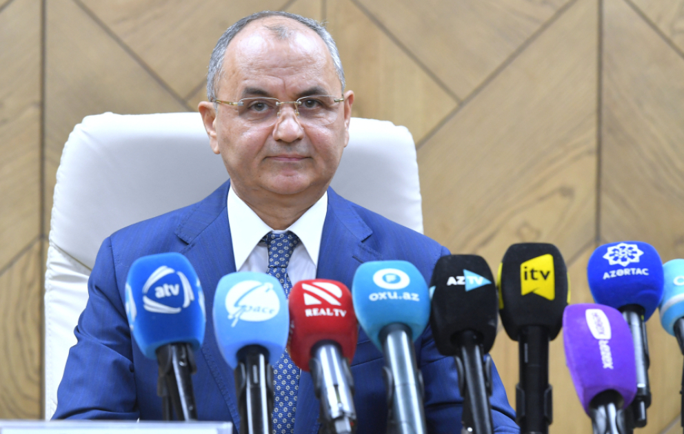 Agentlik rəsmisi: Ərzaq bazarlarının sahibləri işlərini yenidən qurmalıdırlar