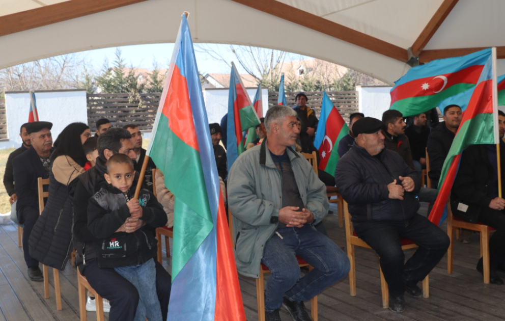 Daha 100 nəfər keçmiş məcburi köçkün Xocalı rayonunun Badara və Seyidbəyli kəndlərinə qayıdıb