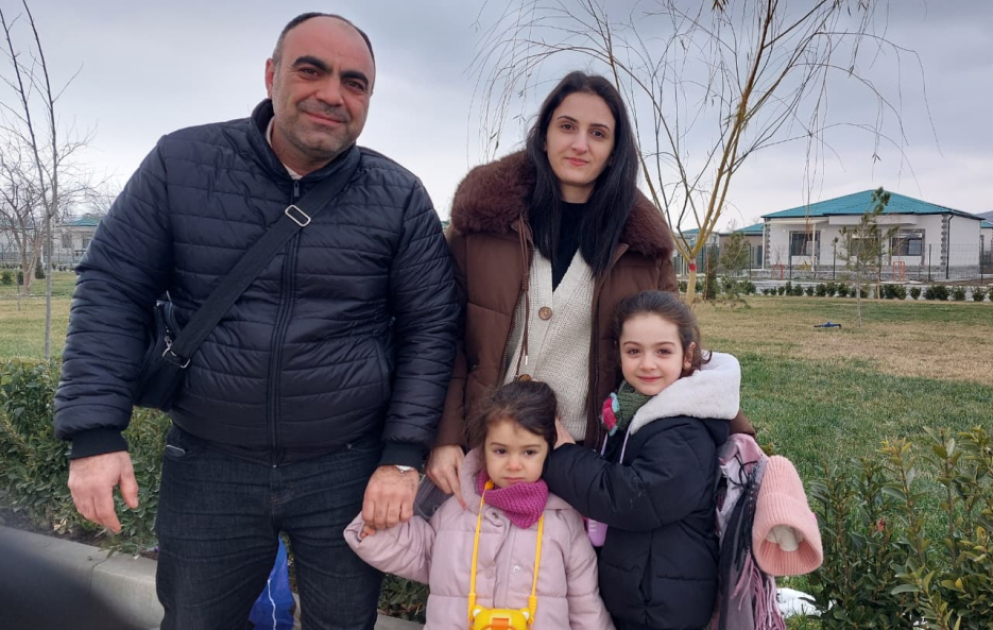 Məmmədbəyli kəndində daha 20 ailəyə evlərinin açarları təqdim olunub