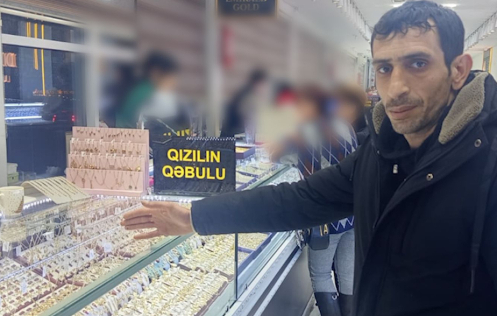 Evdən qızıl-zinət əşyaları oğurlayan saxlanılıb
